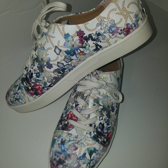 Calvin Klein Shoes - Calvin Klein IMILIA Floral Gym Shoes Size 9.5 NWOT